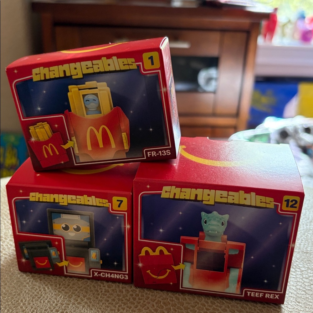 McDonald's Changeable’s #1 FR-13S and #7 X-CH4NG3 #12 Teef Rex new in boxes 2026